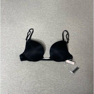 Victoria’s Secret Bare Plunge Convertible Shine Push-Up Bra
